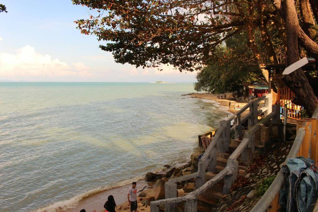 NEW SEAVIEW Cozy Modern Beach House Tanjung Bungah  Exterior foto