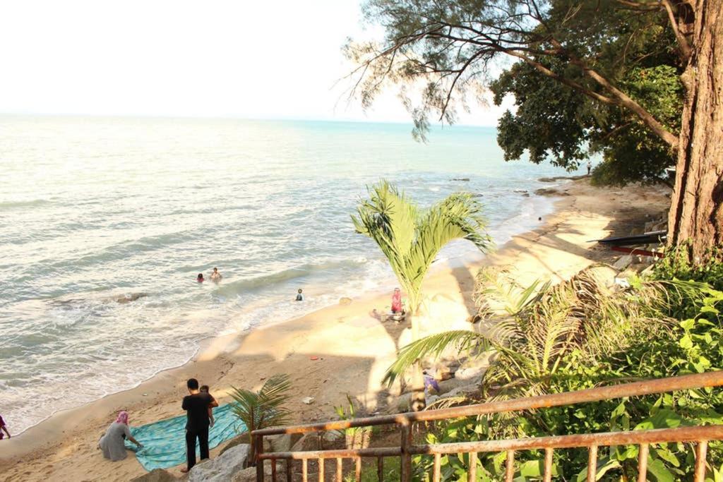 NEW SEAVIEW Cozy Modern Beach House Tanjung Bungah  Exterior foto